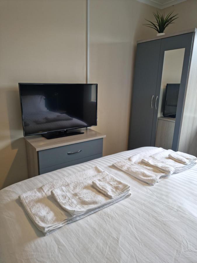 Lovely 2 Bedroom Serviced Apartment With Parking Mansfield Eksteriør bilde